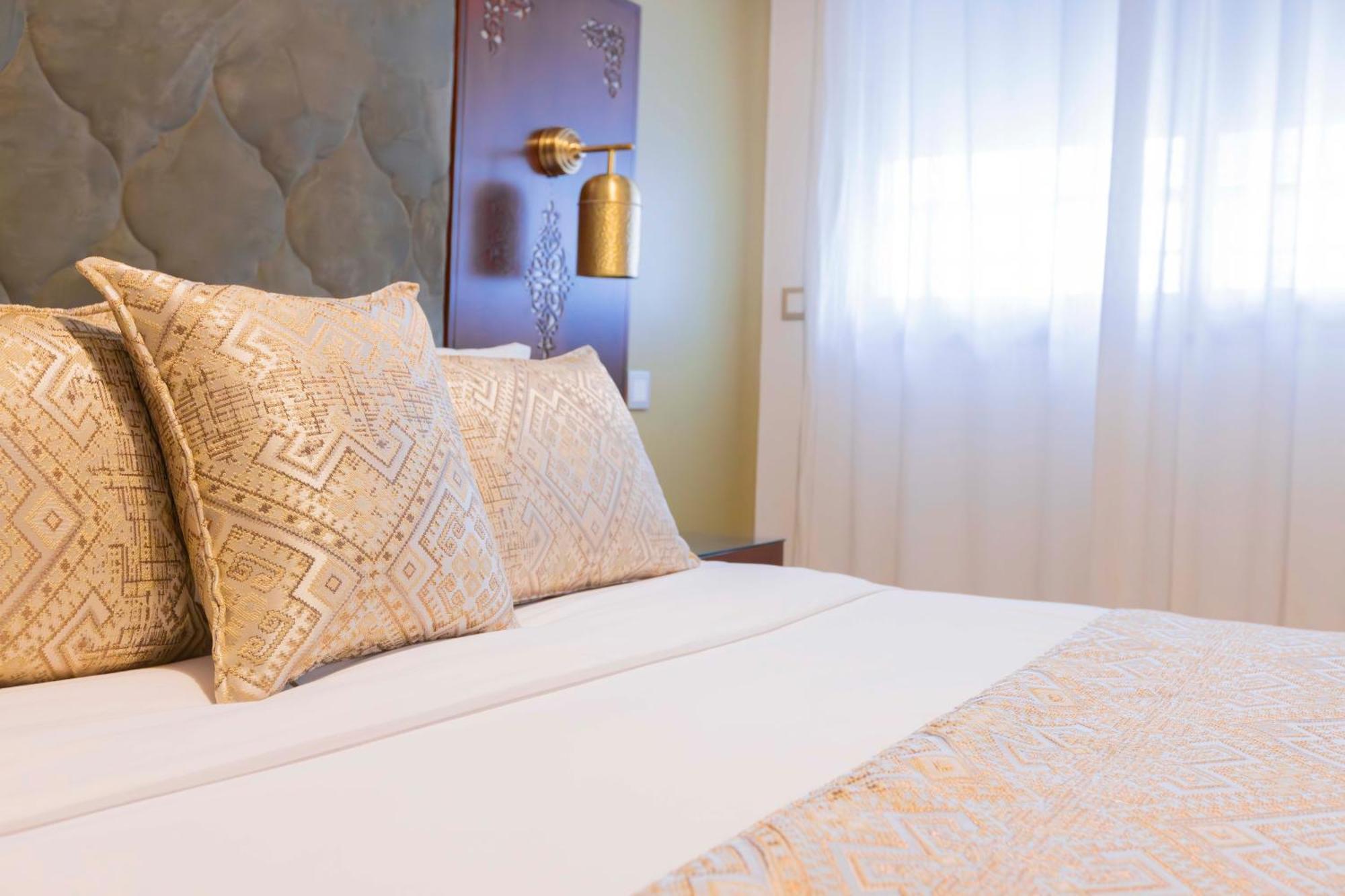 Moroccan Floors - Appart-hotel * Tangier